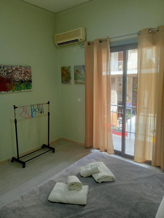 Koukaki-Acropolis Roomy With A Private Veranda Apt. Athen Eksteriør billede