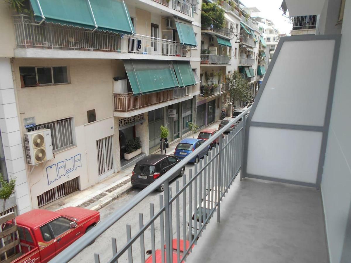 Koukaki-Acropolis Roomy With A Private Veranda Apt. Athen Eksteriør billede