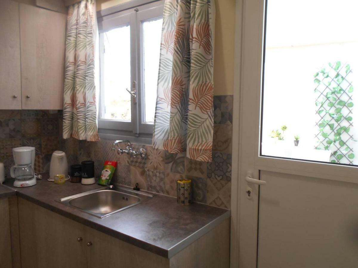 Koukaki-Acropolis Roomy With A Private Veranda Apt. Athen Eksteriør billede